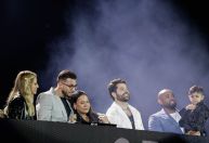 "This is Marília Mendonça": filho e família da cantora participam de homenagem