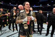 UFC: Amanda Nunes manda recado para Dana White: "Telefona por favor"