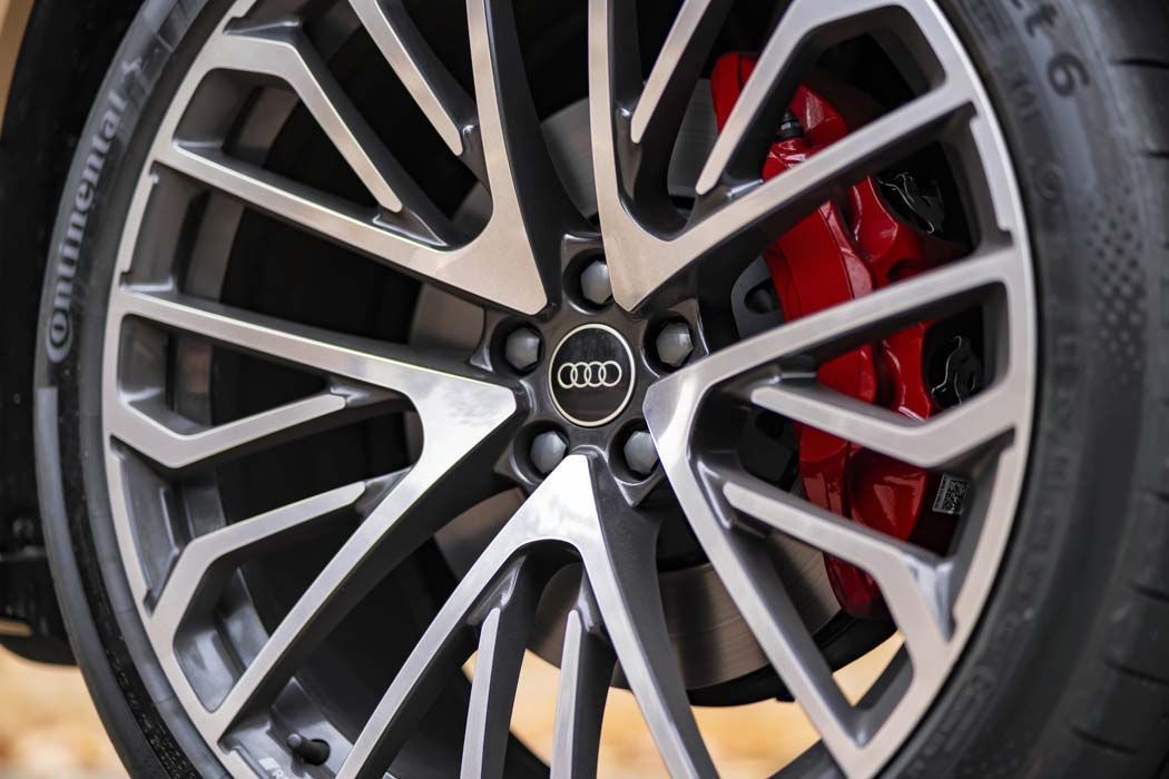 Audi Q8 Performance Black 2025 chega ao Brasil com visual renovado • Leo Sposito/Divulgação