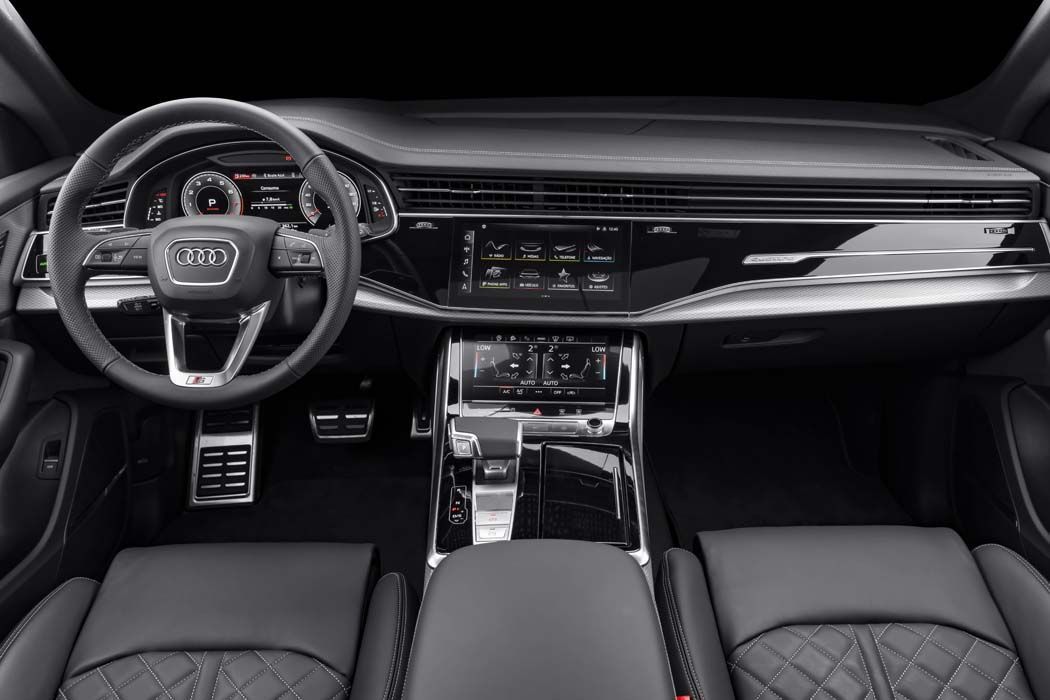 Audi Q8 Performance Black 2025 chega ao Brasil com visual renovado • Leo Sposito/Divulgação
