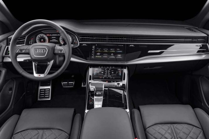 Audi Q8 Performance Black 2025 chega ao Brasil com visual renovado • Leo Sposito/Divulgação