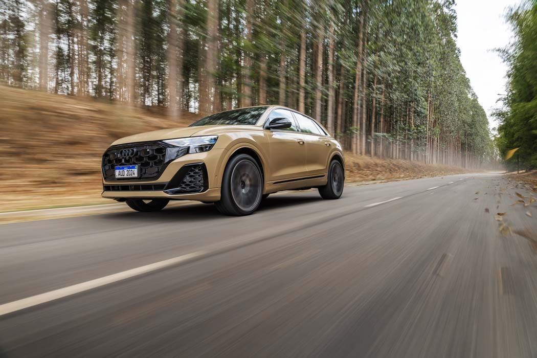 Audi Q8 Performance Black 2025 chega ao Brasil com visual renovado • Leo Sposito/Divulgação