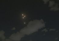 Mísseis tiveram impacto direto no centro e sul de Israel, dizem militares