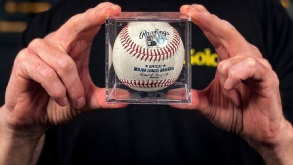 Bola de Home Run 50 de Shohei Ohtani vai a leilão por R$ 24,5 milhões