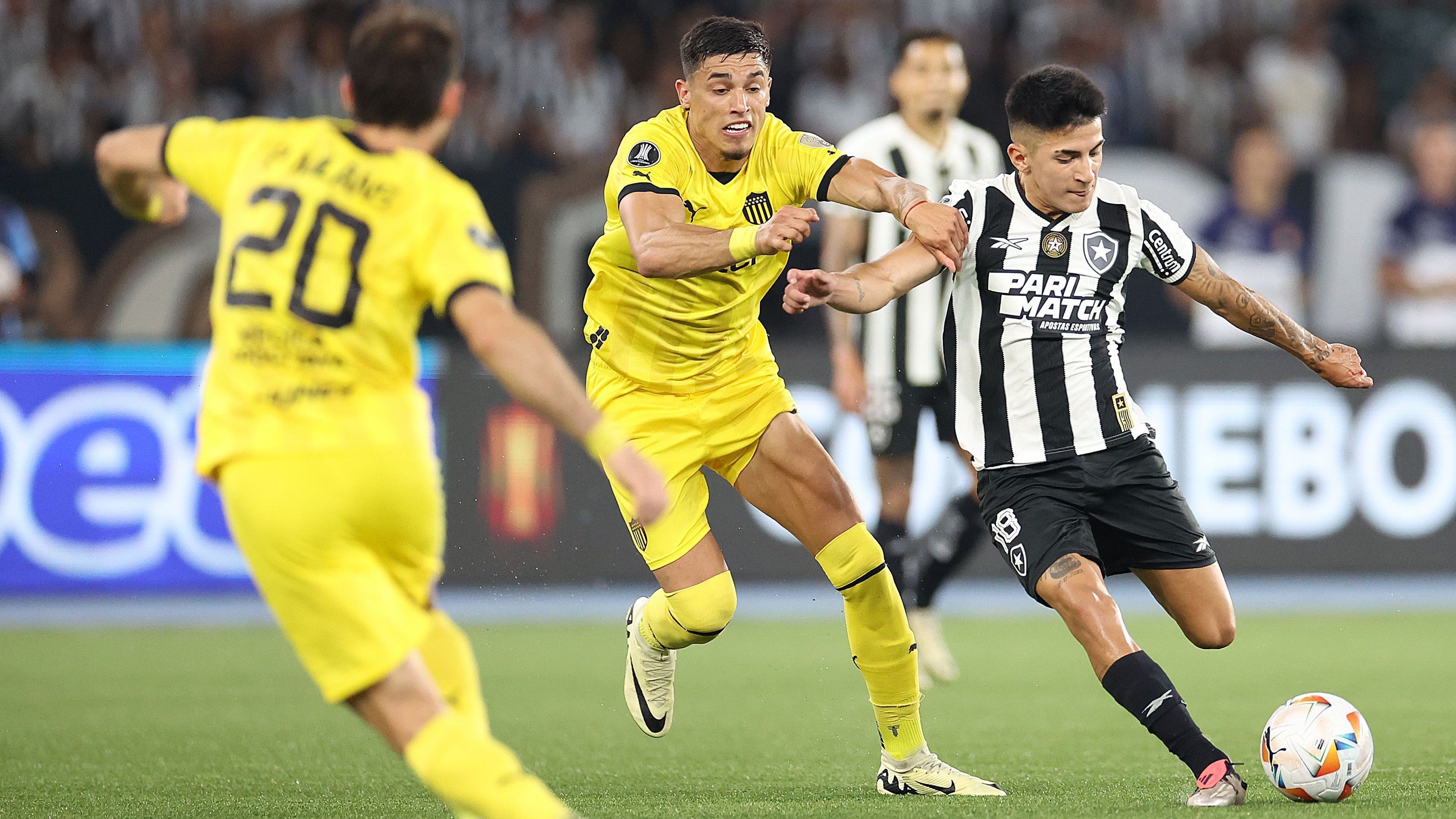 Almada. Botafogo x Penarol pela Copa Conmebol Libertadores