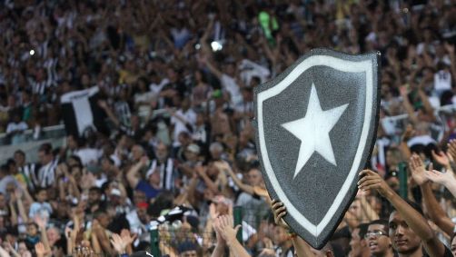 Torcida do Botafogo volta a ser mandante no Maracanã