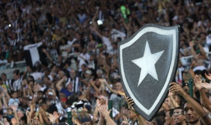 Botafogo volta a mandar jogo no Maracanã após 10 anos, embalado por “Selefogo”