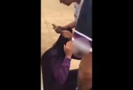 Casal é preso após raspar cabelo de menina de 13 anos por causa de ciúmes