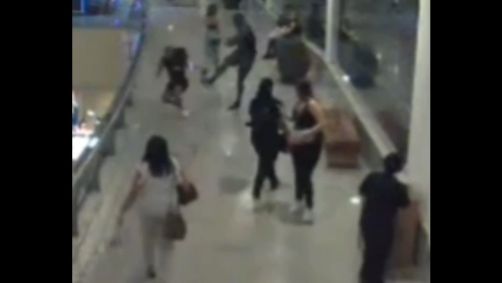 Agressão ocorreu dentro de um shopping em Contagem (MG), na região metropolitana de Belo Horizonte