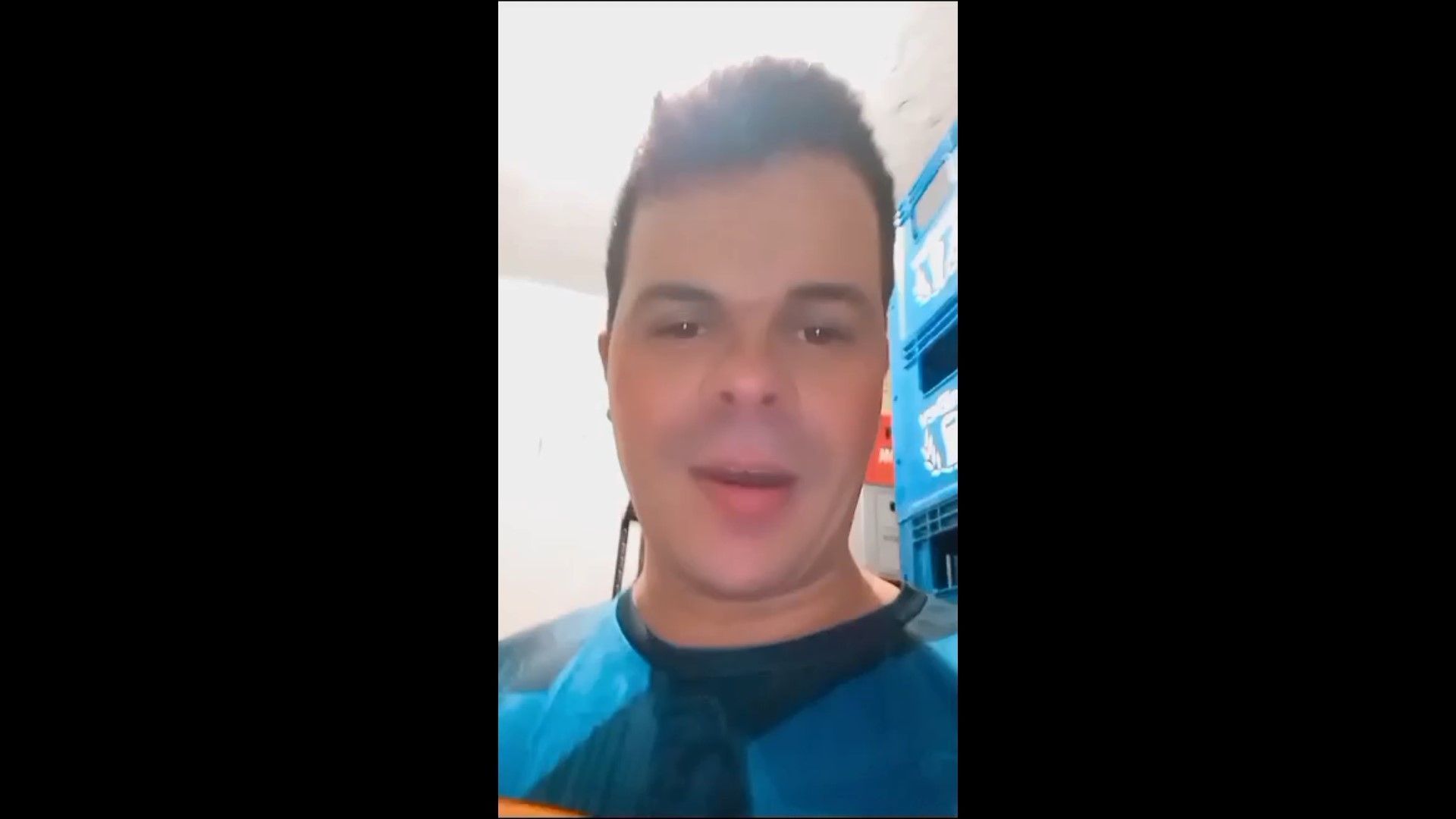 Homem que gravou o vídeo foi identificado como Alessandro Pereira de Oliveira