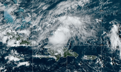 Governo das Bahamas emite alerta de furacão