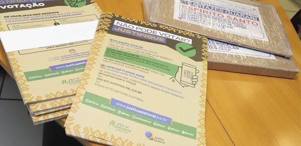 Cartazes disponibilizados pelo TSE