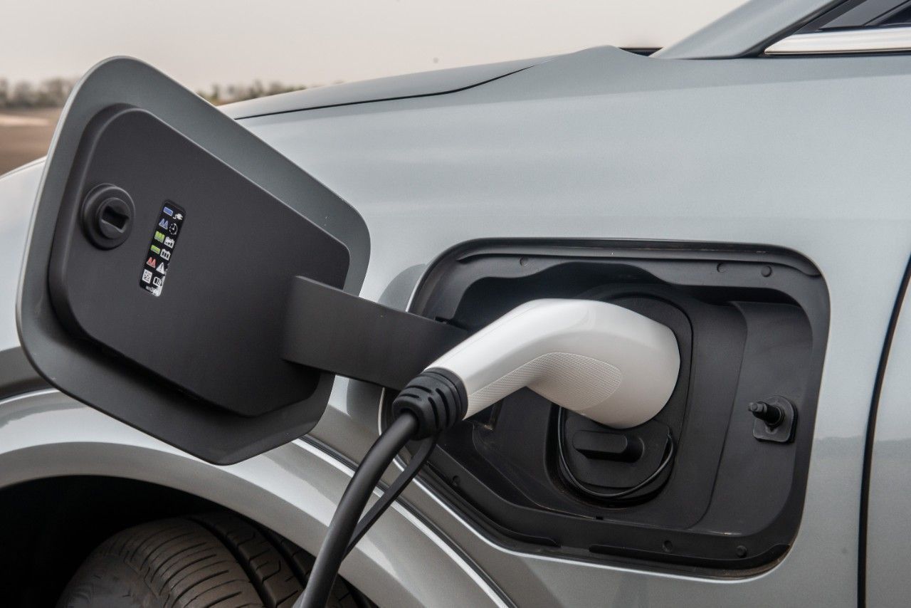 Carregamento rápido suporta 150 kW • Divulgação