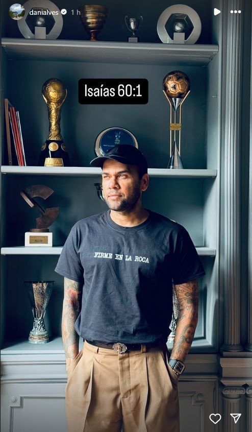 Daniel Alves faz publicação citando verso bíblico • Reprodução/Instagram