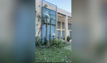Imagem mostra danos à casa de Netanyahu após ataque com drone do Hezbollah 