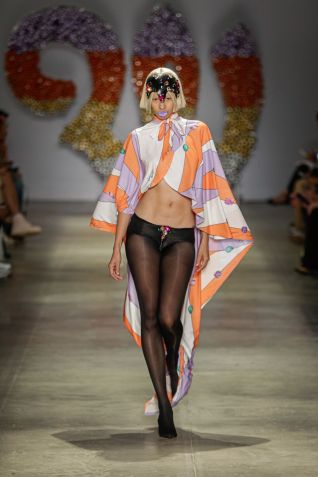 Coleção "Cabeça Feita", de Walério Araújo, na SPFW • Van Campos/AgNews