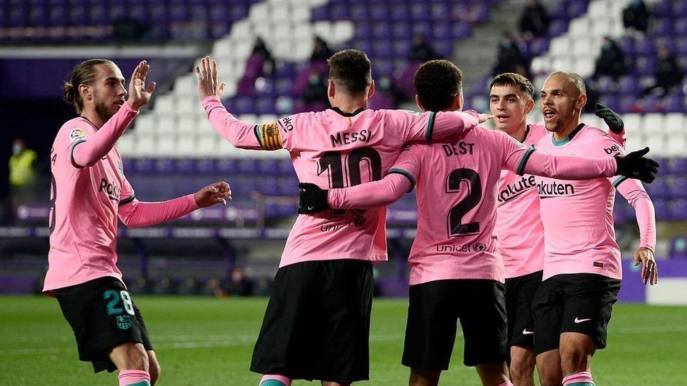 Jogadores do Barcelona durante comemoração de gol