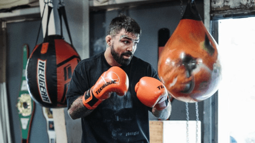 Ex-UFC é preso após ser pego dirigindo alcoolizado