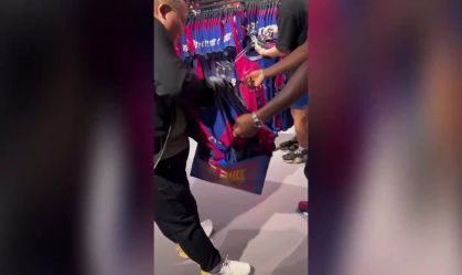 Barcelona e Coldplay: Torcedor gasta R$ 50 mil em novas camisas