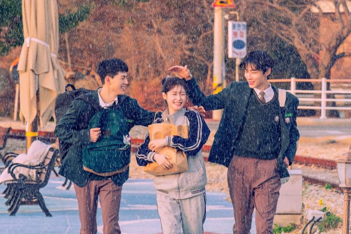 Bae Hyeonseong, Jung Chaeyeon e Hwang Inyoup em "Família por Escolha" • Rakuten Viki
