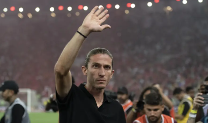 Filipe Luís estreou no comando do Flamengo
