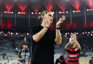 Campeão carioca, Filipe Luís tem mais títulos que derrotas como técnico