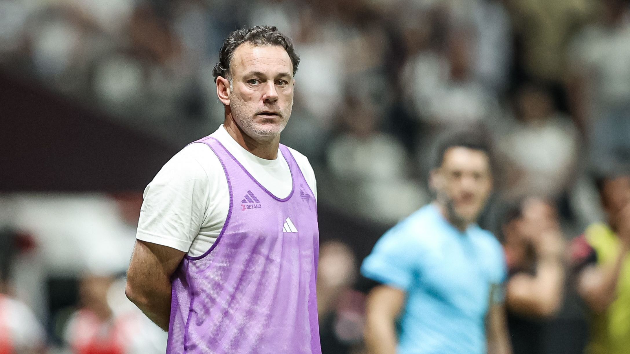 Gabriel Milito durante Atlético-MG x Vitória na Arena MRV