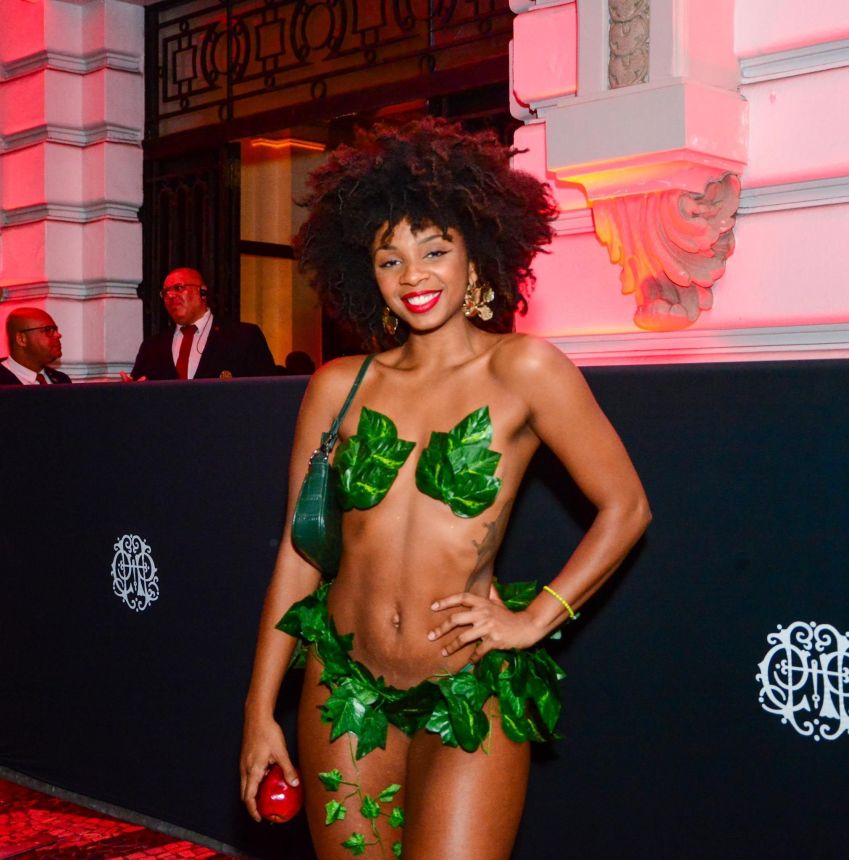 Gabriela Dias no Halloween do Copa • Webert Belicio/ Agnews