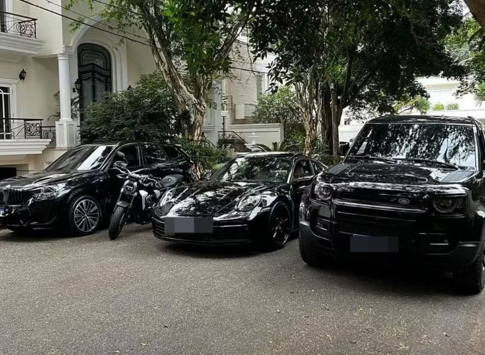 Garagem milionária de MC Daniel • Reprodução/Instagram