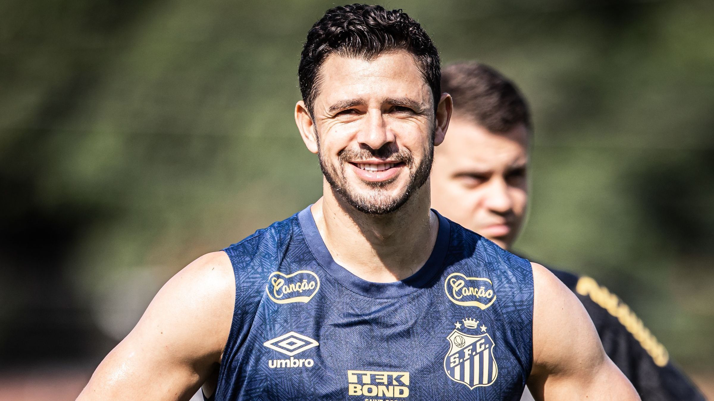 Giuliano é trunfo do Peixe para esta reta final da Série B