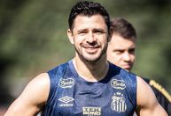 Santos terá força máxima para enfrentar o Goiás e buscar a liderança da Série B
