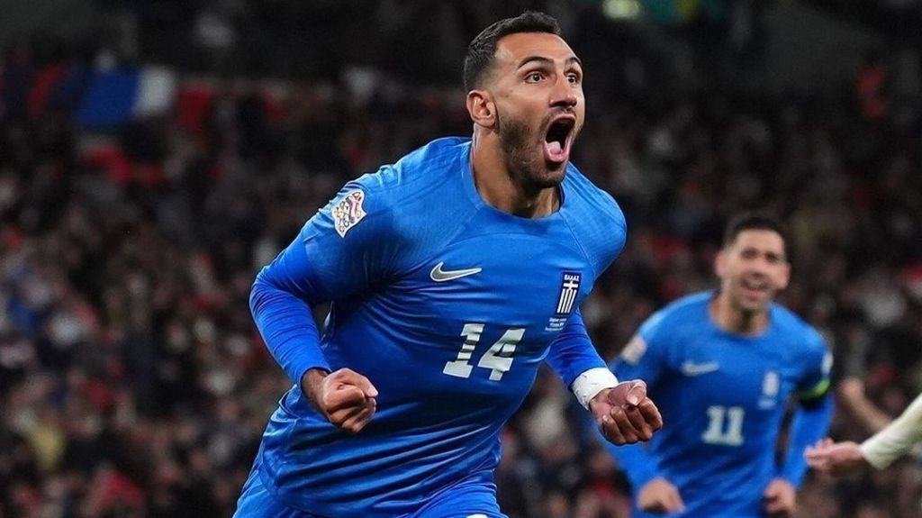 Vangelis Pavlidis comemora gol da Grécia na Nations League 2024-25 • Divulgação / Euro2024