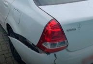 Motorista embriagado colide com táxi, atropela taxista e tenta fugir em SP