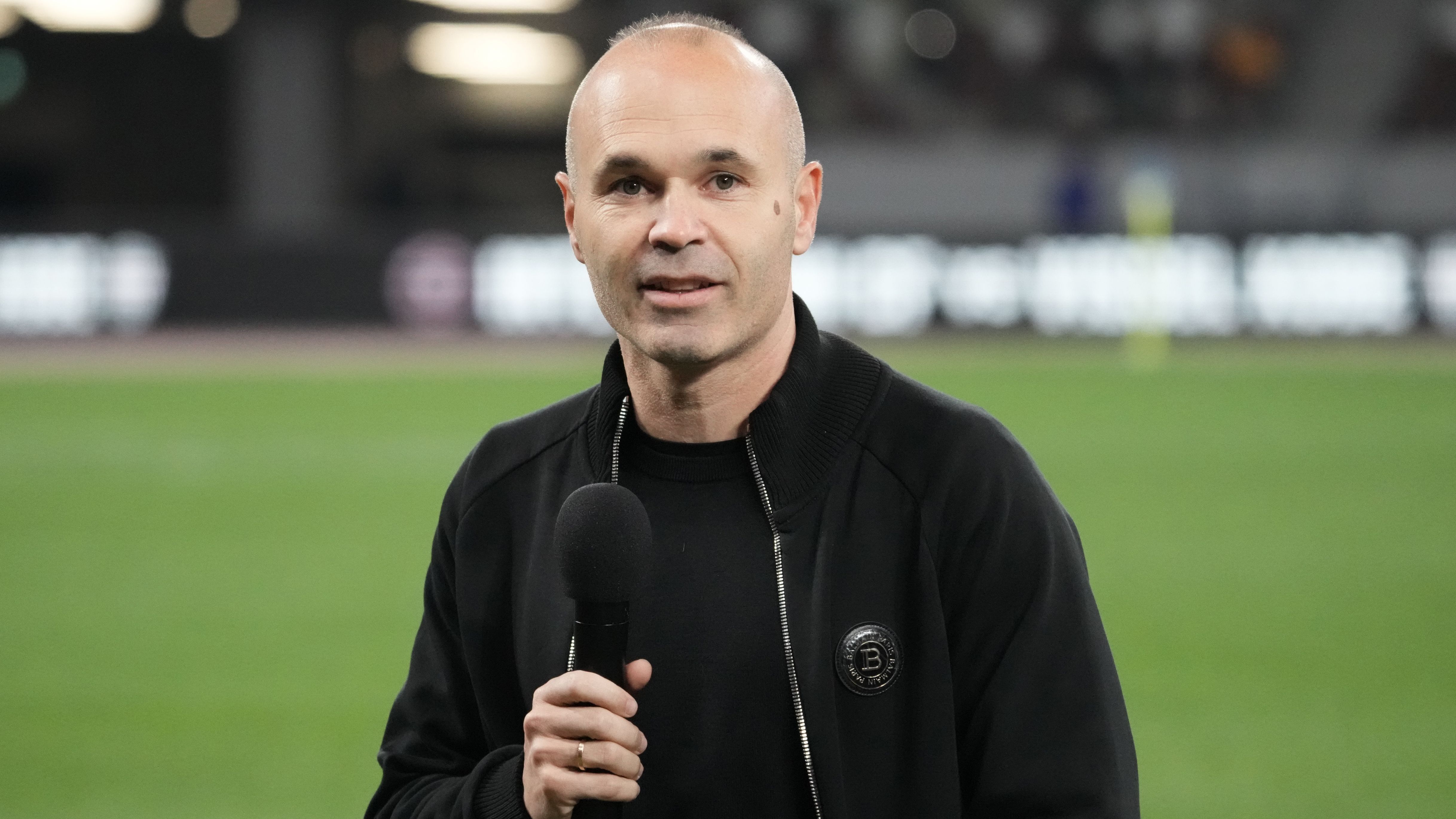 Ídolo do Barcelona, Iniesta decide se aposentar aos 40 anos | CNN