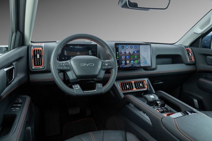 Tela giratória é uma marca de BYD • Divulgação