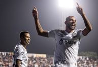 Santos vence Ituano e pode subir à Série A na próxima rodada