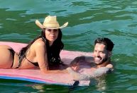 Ex-BBB Key Alves celebra 6 meses de namoro com cantor Bruno Rosa