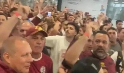 Torcedores do Lanús viajam a BH para acompanhar jogo contra o Cruzeiro