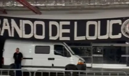 Local de acesso da delegação do Flamengo na Neo Química Arena