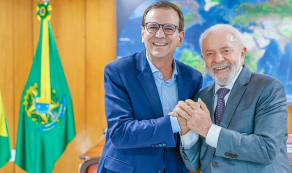 Lula reserva espaço na agenda para prefeitos eleitos de centro