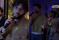 Elenco de "Mania de Você" e agregados se reúnem para noite de karaokê