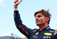 Verstappen seguirá como piloto da Red Bull, diz jornal holandês
