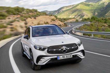 Mercedes-Benz GLC 300 4MATIC AMG Line 2025