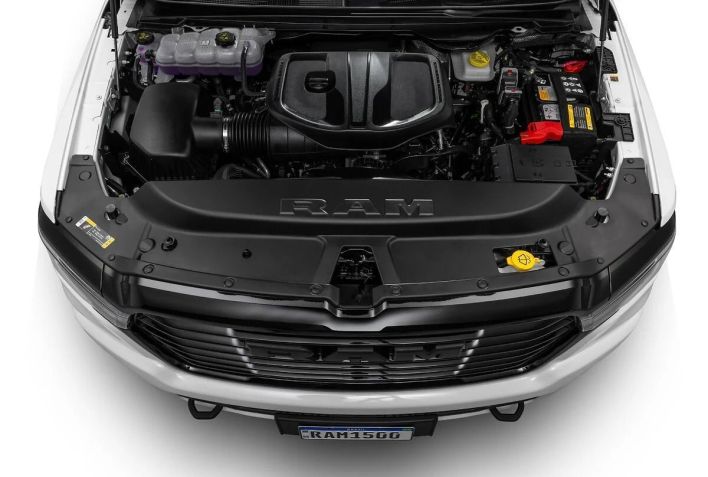 Ram 1500 trocou o V8 por um biturbo de seis cilindros em linha • Divulgação
