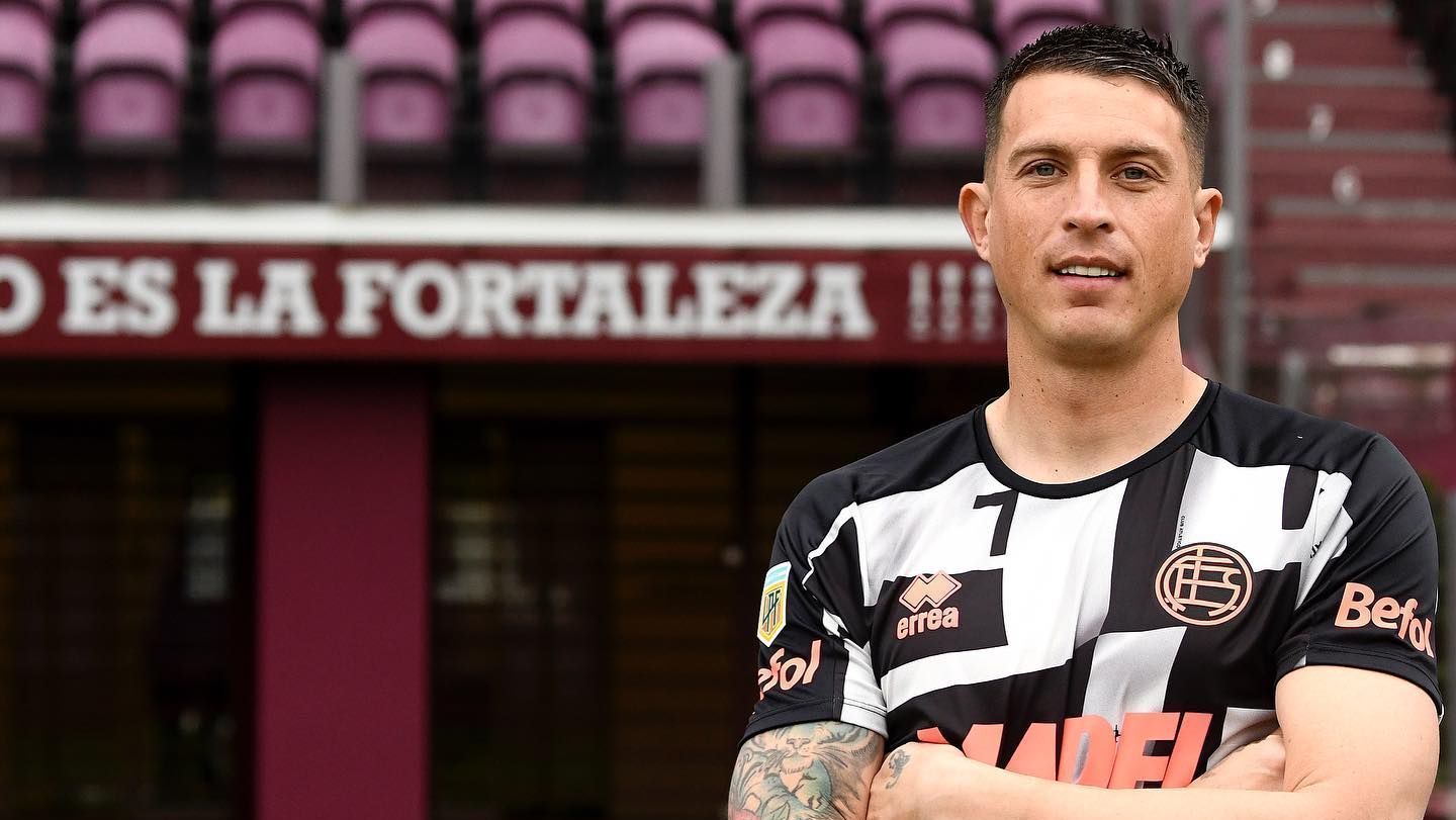 Losada, goleiro do Lanús, provocou o Cruzeiro antes de semi da Sul-Americana