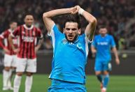 Napoli vence Milan e aumenta vantagem na liderança da Serie A