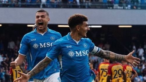Napoli vence Lecce e mantém liderança do Italiano