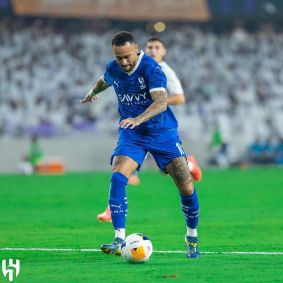 Neymar retorna na vitória, por 5 a 4, do Al-Hilal contra o Al-Ain