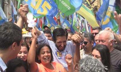 Nunes vai da zona leste a reduto eleitoral no último dia de campanha em SP