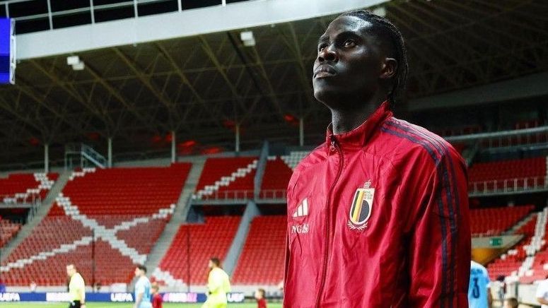 Amadou Onana, meio-campista da Seleção Belga e do Aston Villa